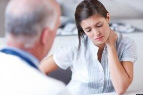 Consultation avec la partenaire de l'homme pour déterminer la faisabilité d'une chirurgie d'agrandissement du pénis